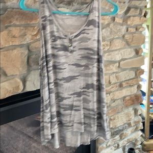 Gray camo tank